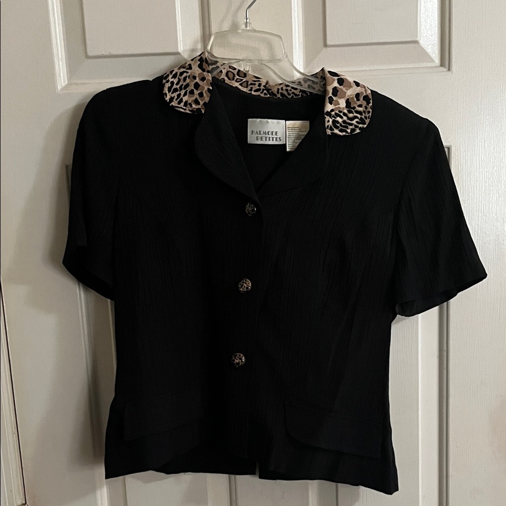 Elegant Black Button Down Shirt with Leopard Print Collar